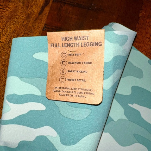 Victoria’s Secret PINK Active Compression Legging High Waist Full Length Camo M - Picture 3 of 5